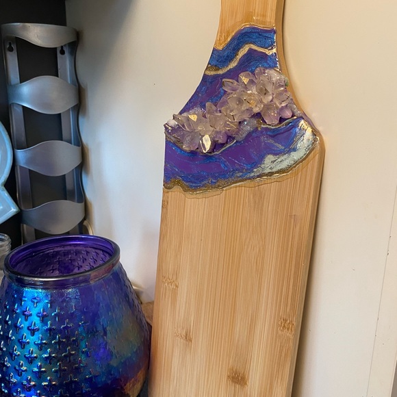 Purple Crystal Charcuterie board/ Cheese board - Picture 5 of 10